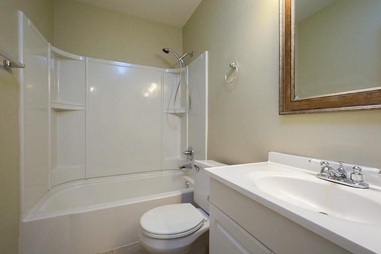 Photo 24 of 30 - 8604 Carolingian Ct, Raleigh, NC 27615