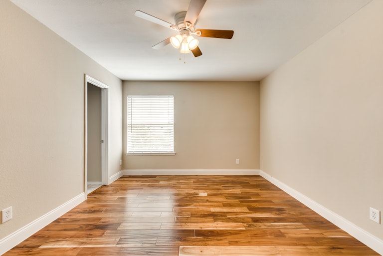 Photo 28 of 45 - 2204 Sheldon Dr, McKinney, TX 75072