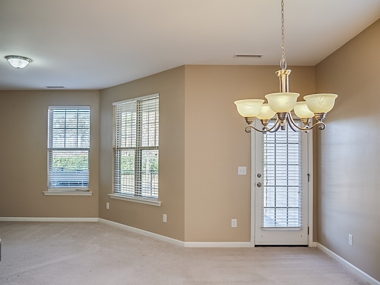 Photo 10 of 23 - 549 Panorama Park Pl, Cary, NC 27519