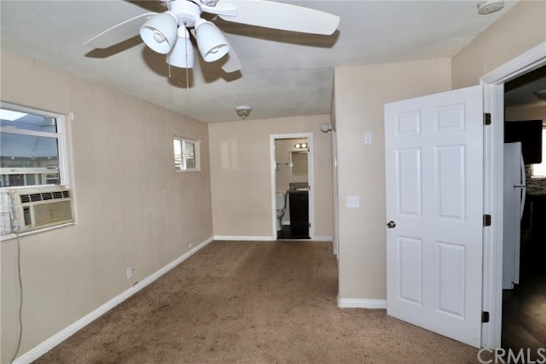 Photo 16 of 24 - 501 S Buena Vista St, Hemet, CA 92543