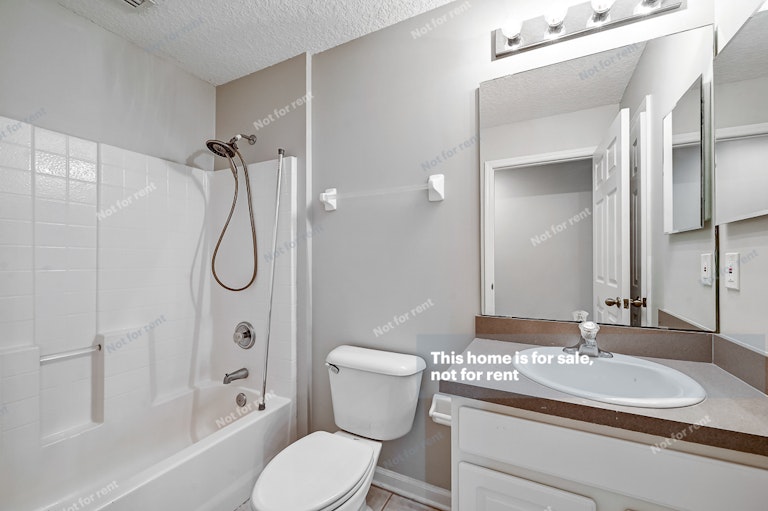 Photo 26 of 33 - 1088 Beckingham Dr, Saint Augustine, FL 32092