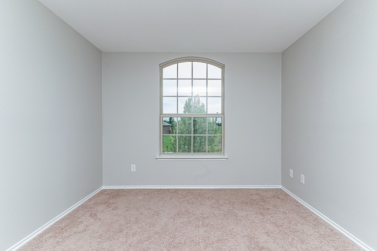 Photo 22 of 27 - 1420 N Houston St, Royse City, TX 75189