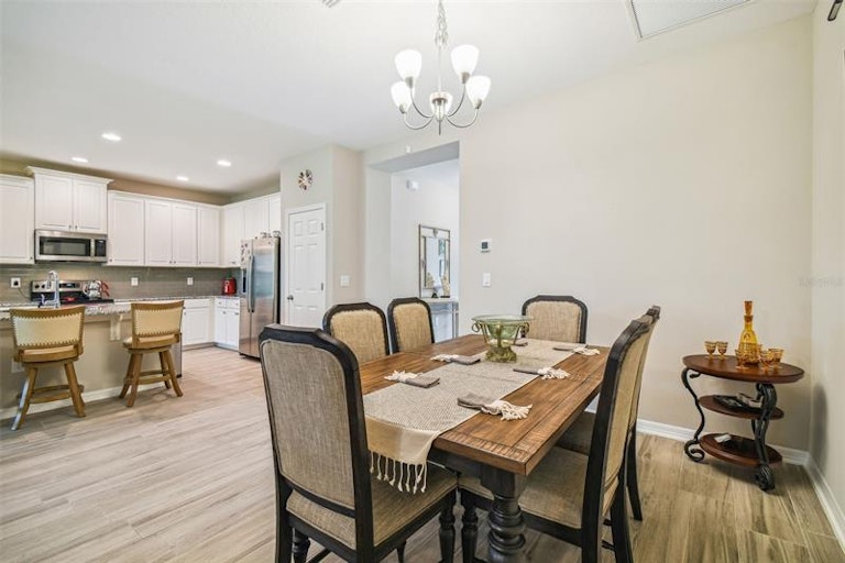 Photo 20 of 72 - 18123 Cortes Creek Blvd, Spring Hill, FL 34610