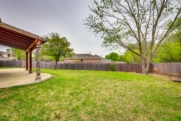 Photo 30 of 31 - 1312 Rambling Brook Trl, Denton, TX 76210