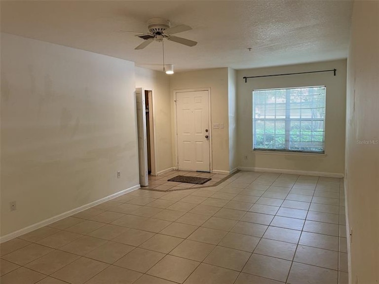 Photo 4 of 8 - 4352 S Kirkman Rd #1, Orlando, FL 32811