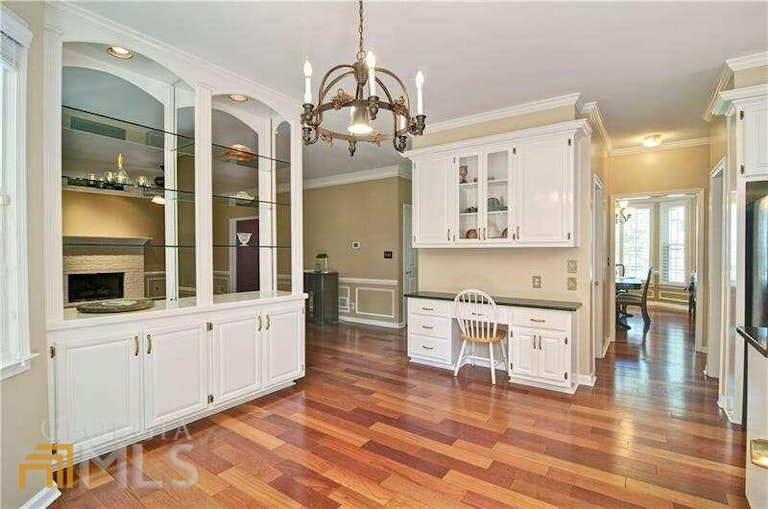 Photo 21 of 78 - 945 Whitehawk Trl, Lawrenceville, GA 30043
