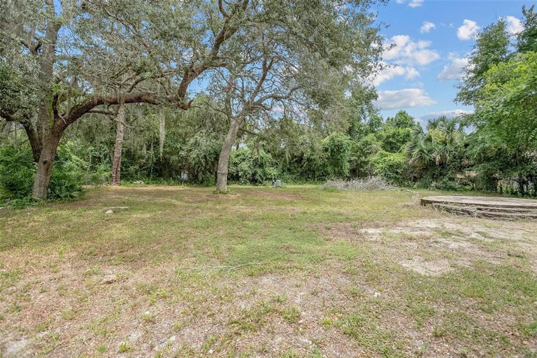 Photo 20 of 29 - 2201 Marsh Rd, Deland, FL 32724