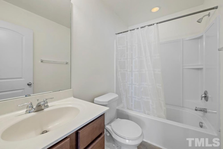 Photo 19 of 25 - 68 Intuition Cir, Durham, NC 27705