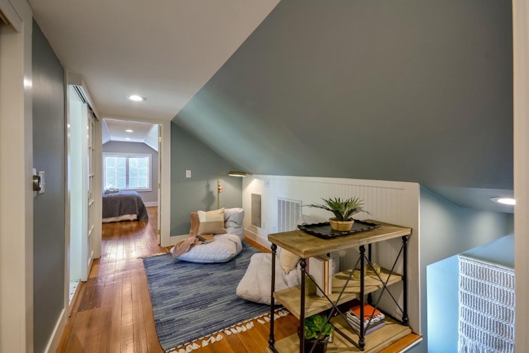 Photo 21 of 47 - 2401 U St, Sacramento, CA 95818