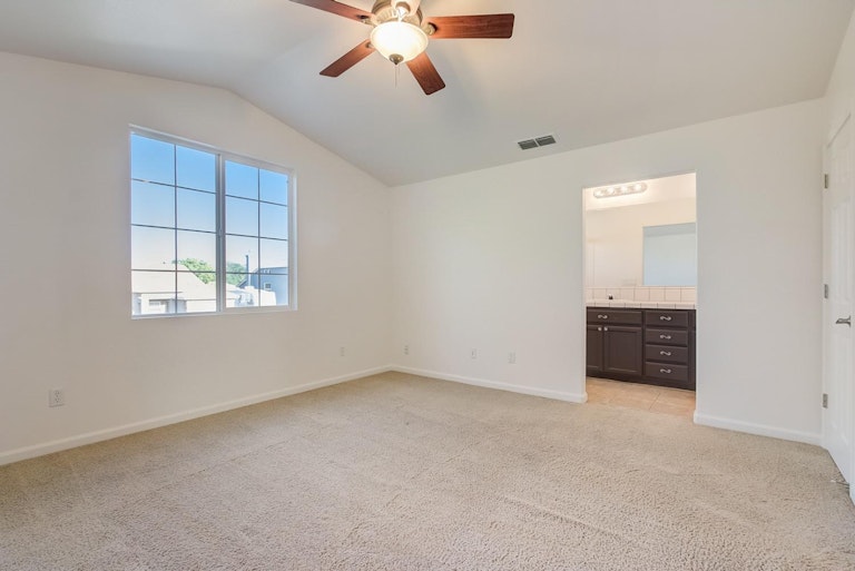 Photo 27 of 30 - 3804 Northhaven Dr, Rocklin, CA 95677