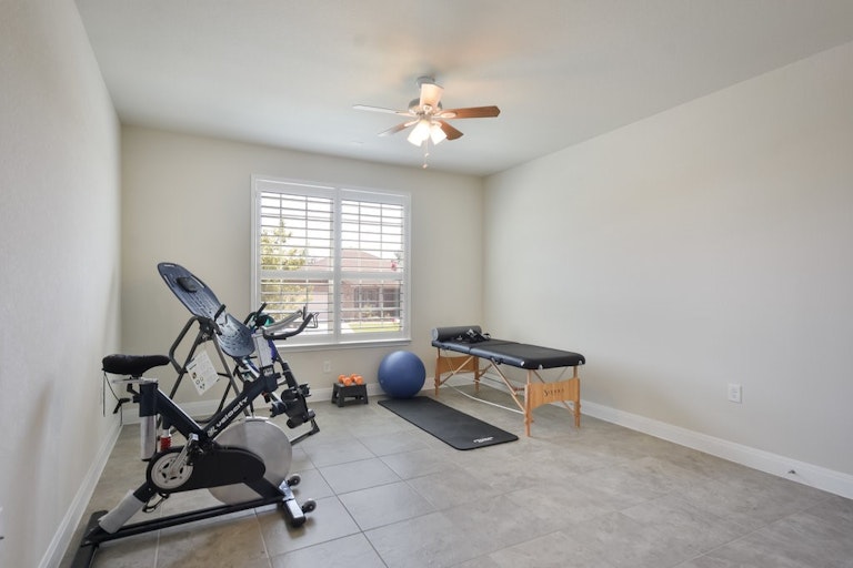 Photo 24 of 40 - 343 Cypress Springs Way, Georgetown, TX 78633
