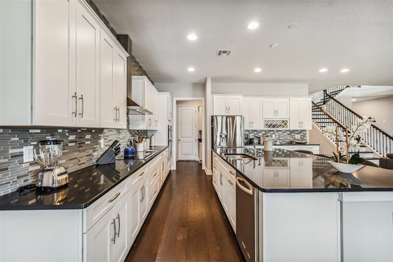 Photo 29 of 77 - 10430 Warrick St, Orlando, FL 32836