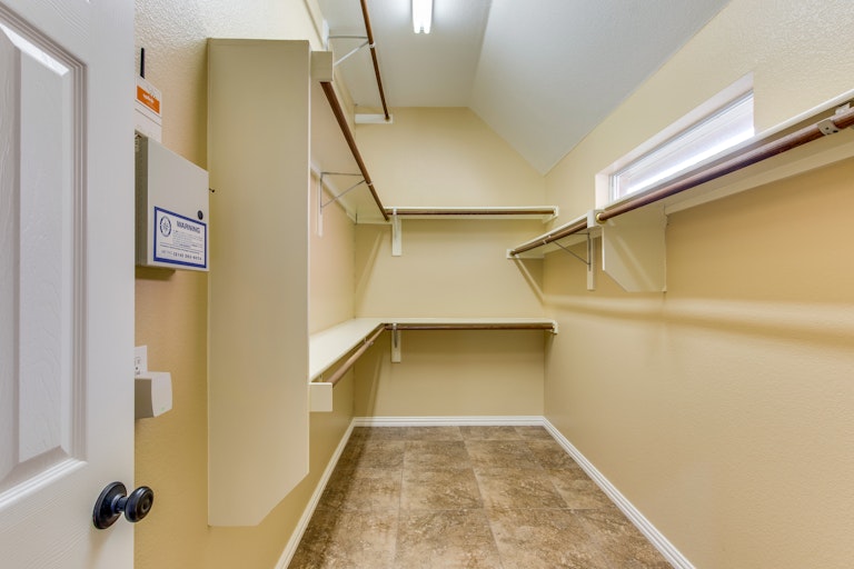 Photo 19 of 34 - 1422 Tascosa Ct, Allen, TX 75013