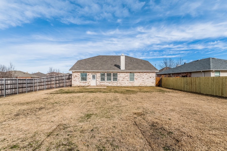 Photo 45 of 46 - 613 Loxley Dr, Wylie, TX 75098