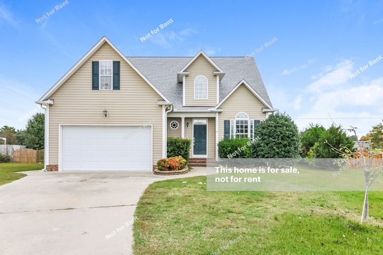 Photo 1 of 25 - 7609 Pegram St, Willow Spring, NC 27592