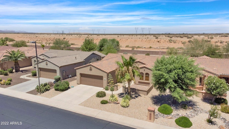 Photo 3 of 28 - 20912 N Canyon Whisper Dr, Surprise, AZ 85387