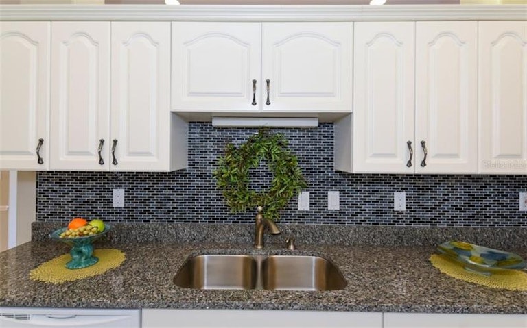 Photo 19 of 25 - 6802 Brookhaven Pl, Bradenton, FL 34203