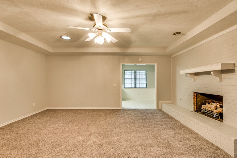 Photo 13 of 28 - 1101 Lopo Rd, Flower Mound, TX 75028