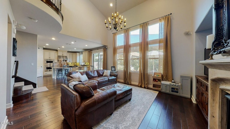 Photo 16 of 39 - 2742 Madera Dr, Pasadena, CA 91107