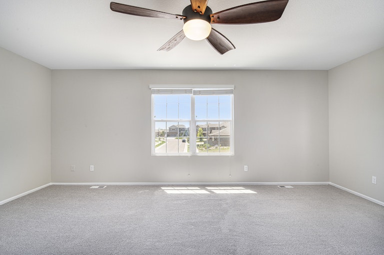 Photo 10 of 17 - 12625 E 104th Pl, Commerce City, CO 80022