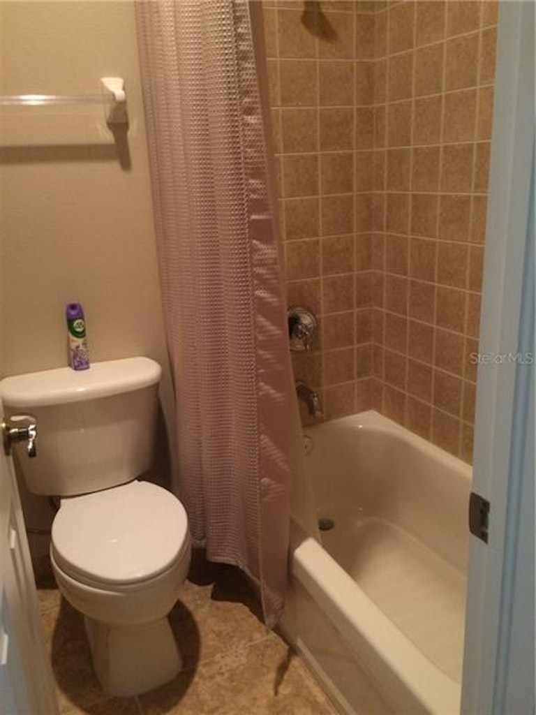 Photo 14 of 24 - 6503 37th St E, Sarasota, FL 34243