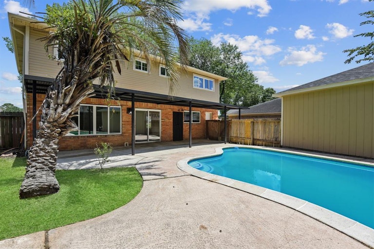 Photo 34 of 36 - 214 Andorra Ln, Houston, TX 77015