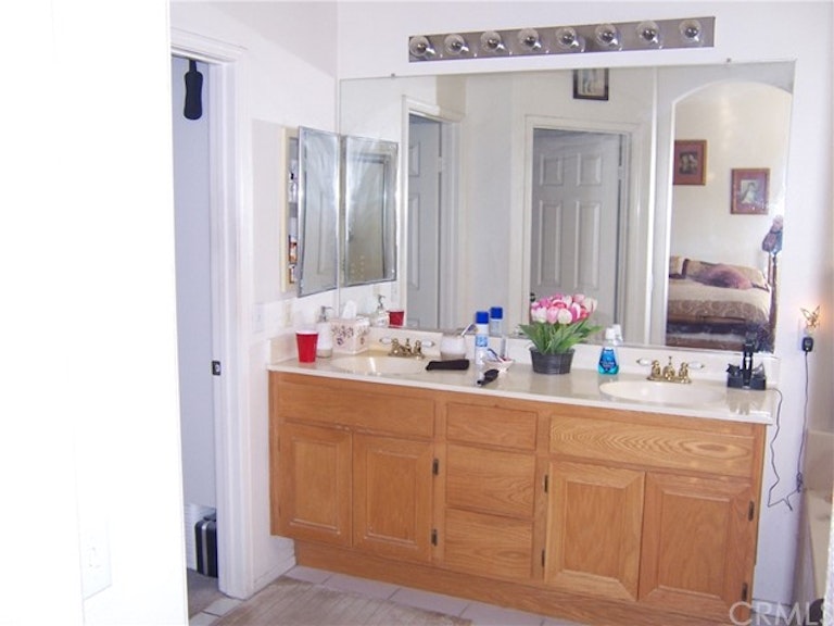 Photo 19 of 27 - 2131 Crystal Downs Dr, Corona, CA 92883