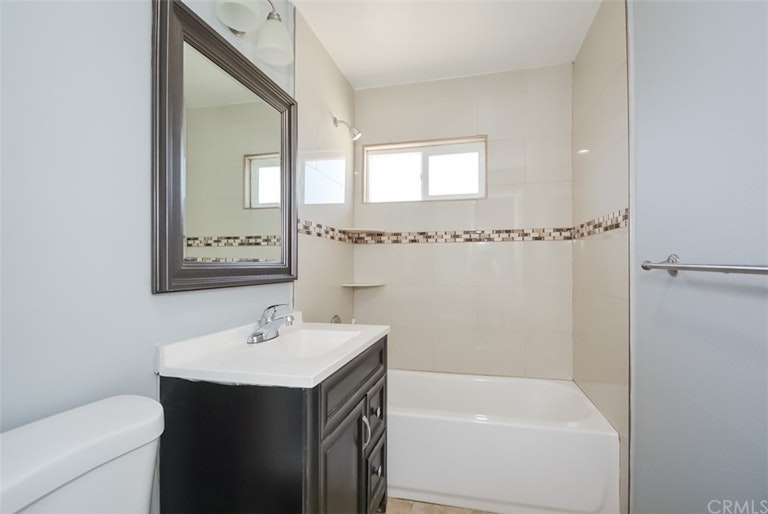 Photo 13 of 16 - 24586 Covington Way, Moreno Valley, CA 92557