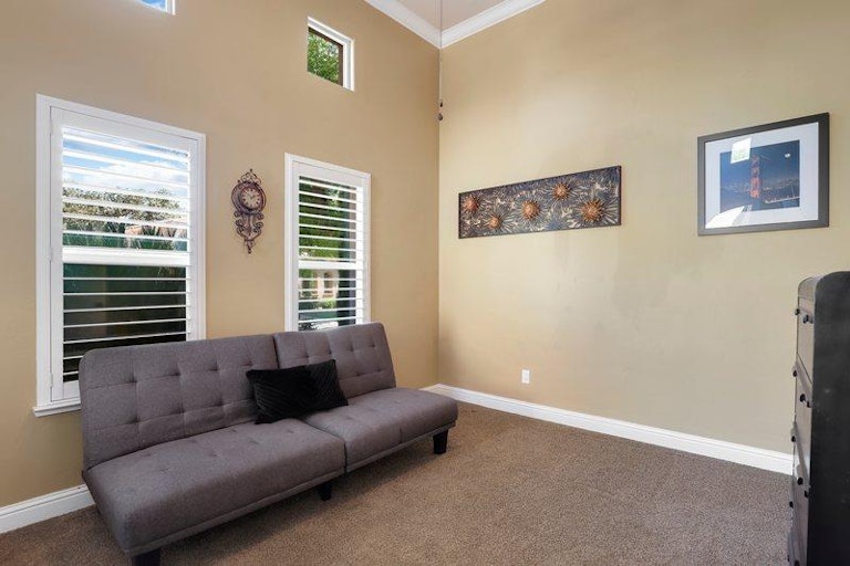 Photo 10 of 58 - 600 Barcelona Ct, Roseville, CA 95747