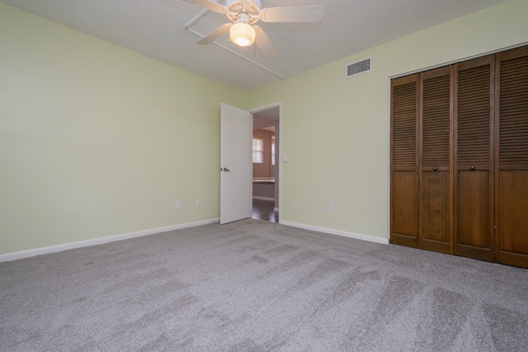 Photo 19 of 37 - 3909 Rosedale Dr, Brandon, FL 33511