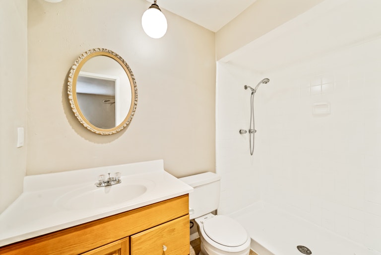 Photo 23 of 28 - 708 Green Canyon Dr, Mesquite, TX 75150