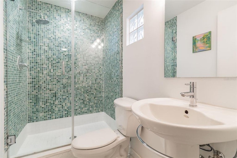 Photo 23 of 35 - 5008 S MacDill Ave #4, Tampa, FL 33611