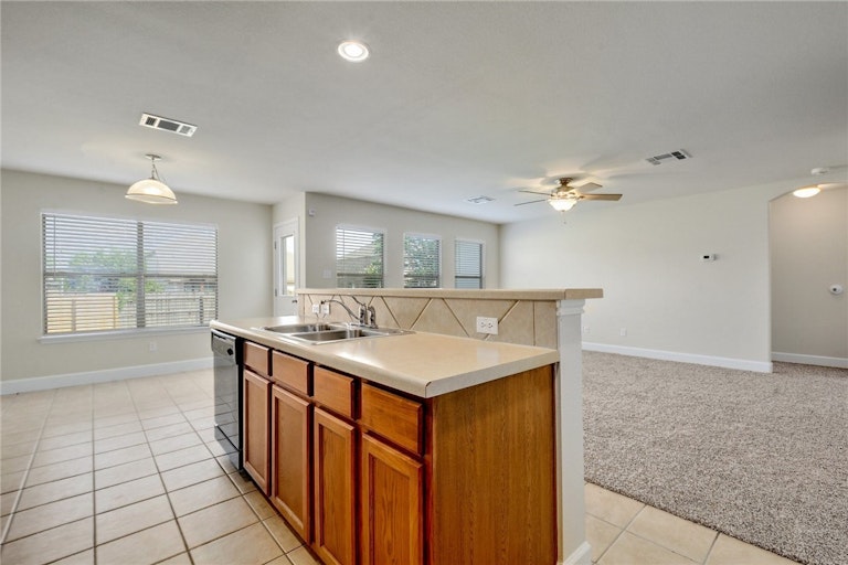 Photo 6 of 40 - 495 Sandstone Trl, Buda, TX 78610