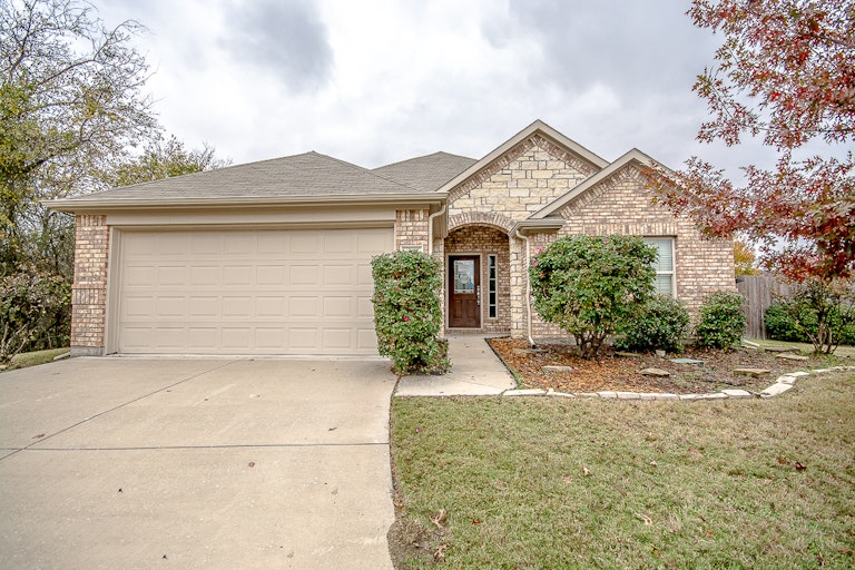 Photo 27 of 27 - 6076 Cedar Glen Dr, Grand Prairie, TX 75052