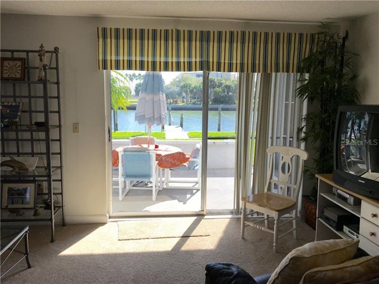 Photo 3 of 22 - 329 Medallion Blvd Unit B, Madeira Beach, FL 33708