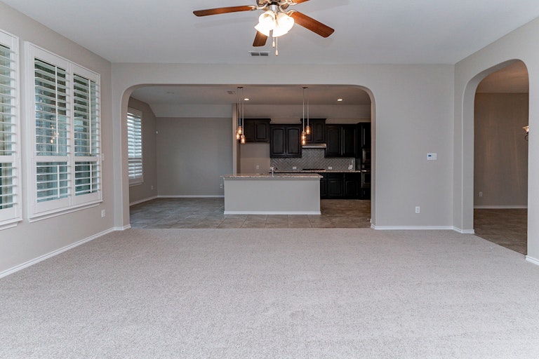 Photo 9 of 25 - 8945 Jewel Flower Dr, Fort Worth, TX 76131