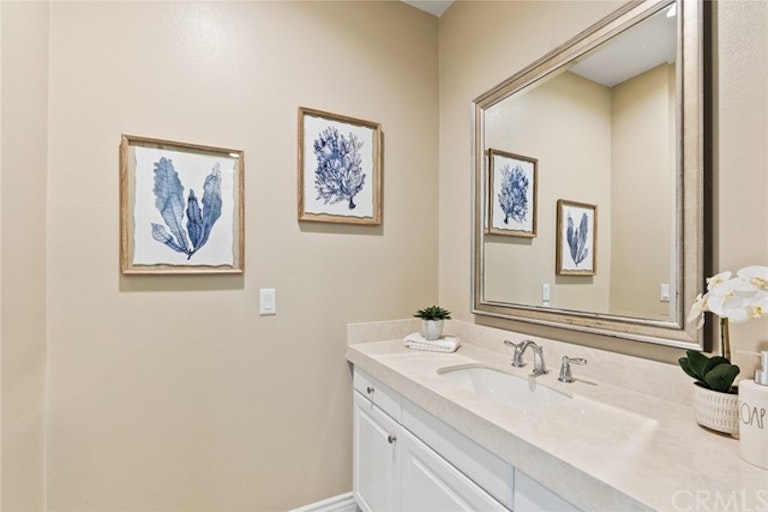 Photo 46 of 72 - 34 Shadybend, Irvine, CA 92602