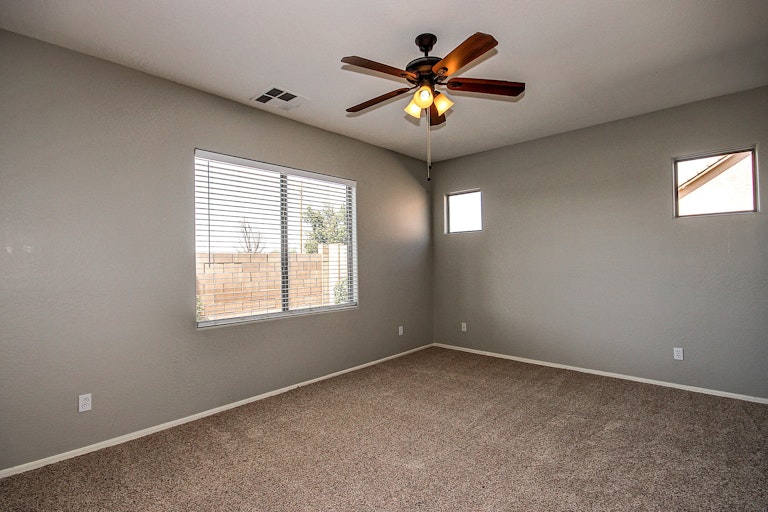 Photo 16 of 20 - 7412 W Wolf St, Phoenix, AZ 85033