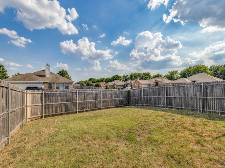 Photo 24 of 25 - 1862 Mason Way, Lancaster, TX 75134