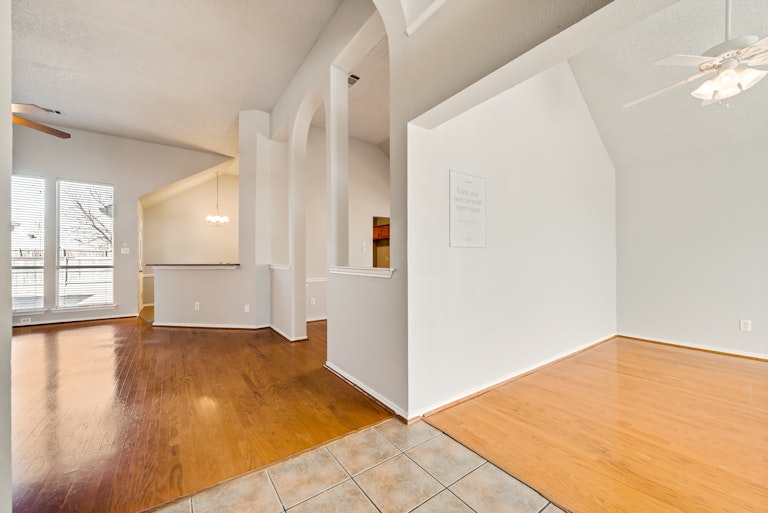 Photo 13 of 28 - 2705 Granite Ave, Sachse, TX 75048