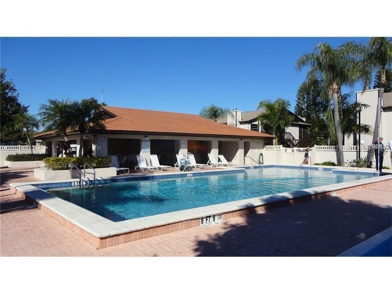 Photo 13 of 17 - 3837 59th Ave W #3837, Bradenton, FL 34210