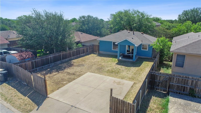 Photo 28 of 34 - 125 Segovia Way, Pflugerville, TX 78660