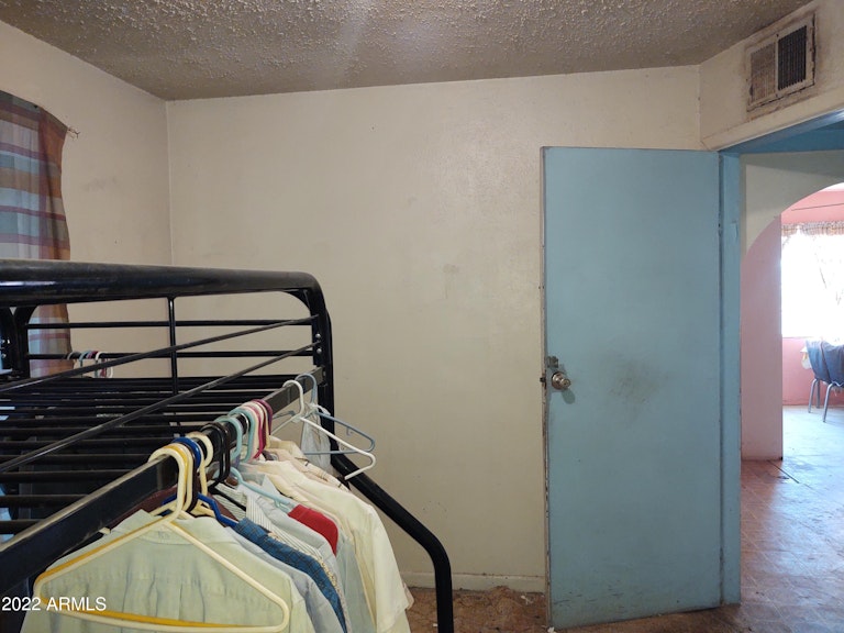 Photo 11 of 20 - 3811 S 9th St, Phoenix, AZ 85040