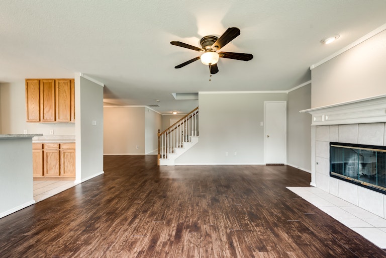 Photo 9 of 34 - 3602 Hawthorne Trl, Rockwall, TX 75032
