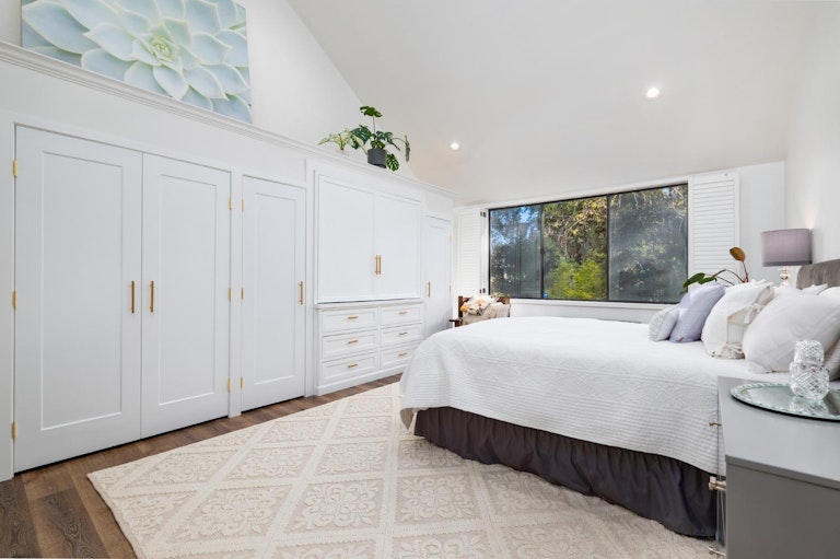 Photo 21 of 40 - 317 Wyndgate Rd, Sacramento, CA 95864