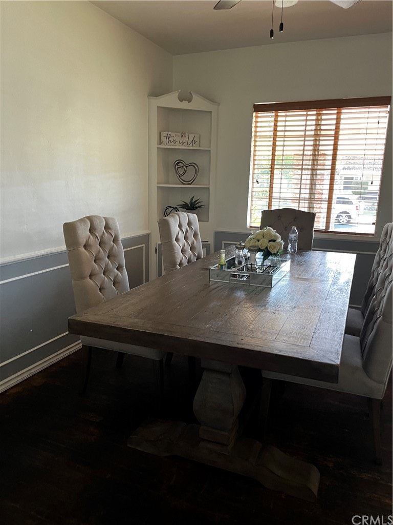 Photo 18 of 25 - 9630 Annetta Ave, South Gate, CA 90280
