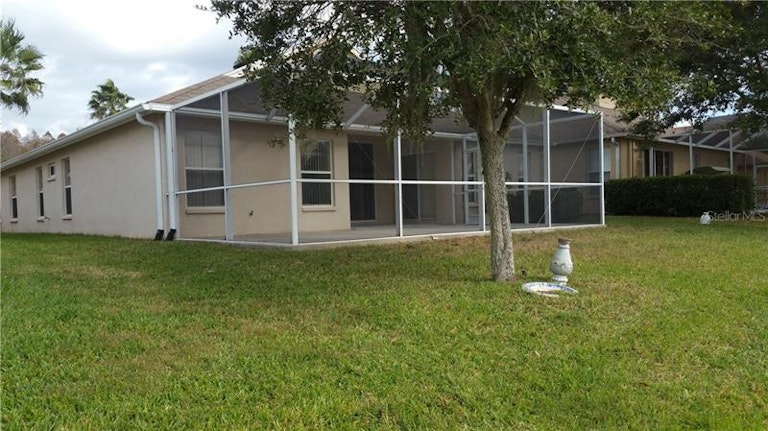 Photo 4 of 24 - 27434 Edenfield Dr, Wesley Chapel, FL 33544