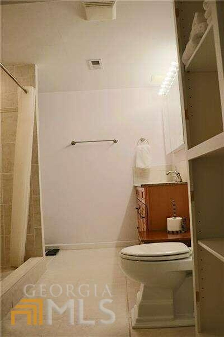 Photo 57 of 71 - 2244 Old Brooke Ln, Atlanta, GA 30338