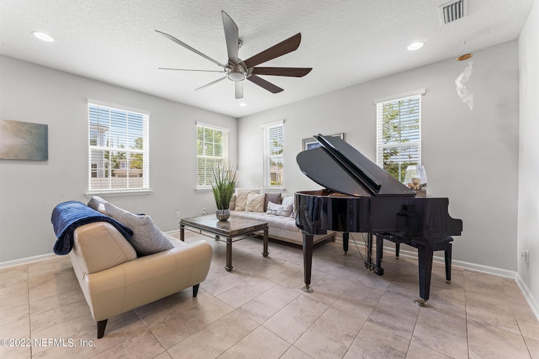 Photo 6 of 43 - 14987 Rain Lily St, Jacksonville, FL 32258