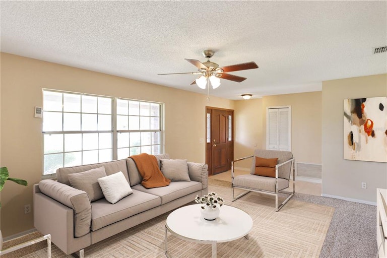Photo 5 of 48 - 1432 Northvale St, Deltona, FL 32725